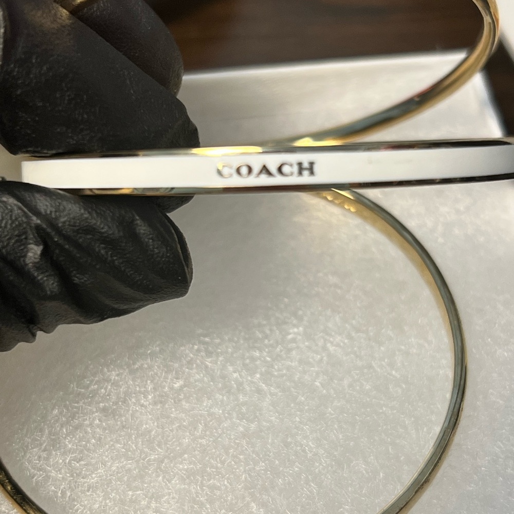 Coach Bangle Trio Set (A716) - Picture 4 of 8